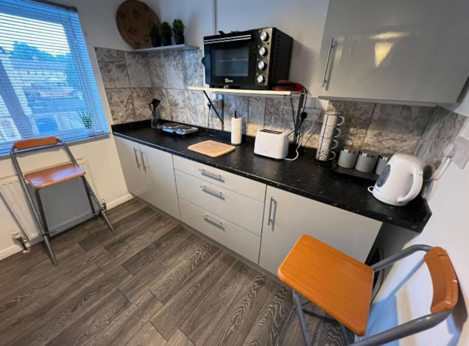 Cosy Private Accommodation In Corsham, Near Bath מראה חיצוני תמונה